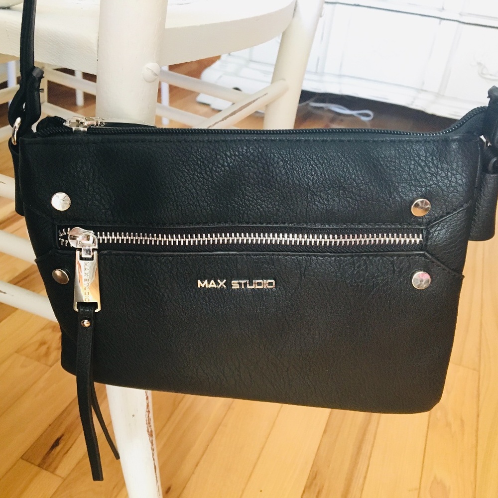 Black Max Studio crossbody